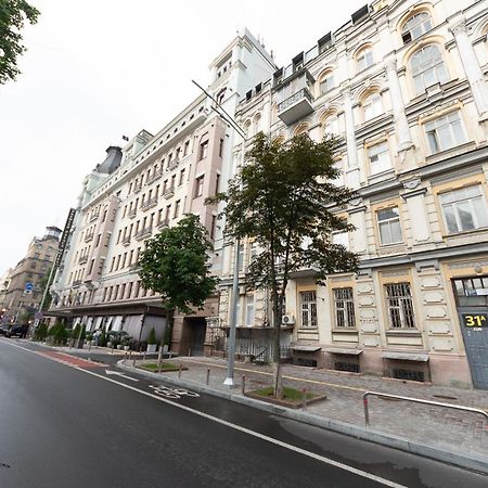 Luxury Beatiful Apartment On Pyshkinska Street Kiev Exterior foto
